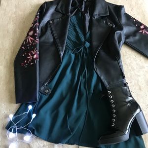 💚 LULU 💚 EMERALD GREEN BABYDOLL DRESS